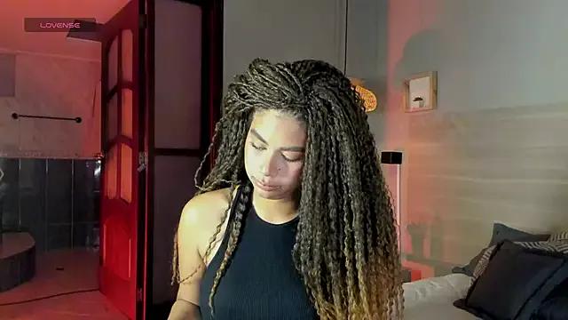 nayah__ on StripChat 