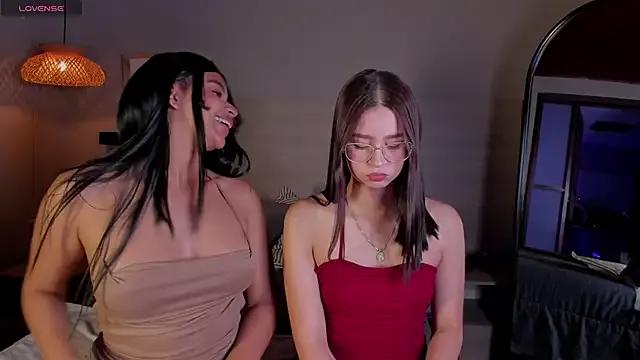 nayah__ on StripChat 