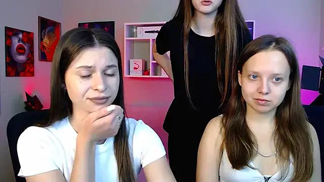 Freechat nekky_mouse on StripChat