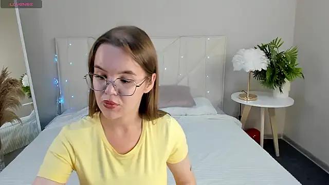 Freechat RadiantFairy on StripChat