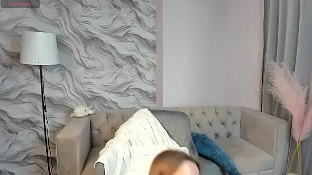 Freechat RadiantFairy on StripChat