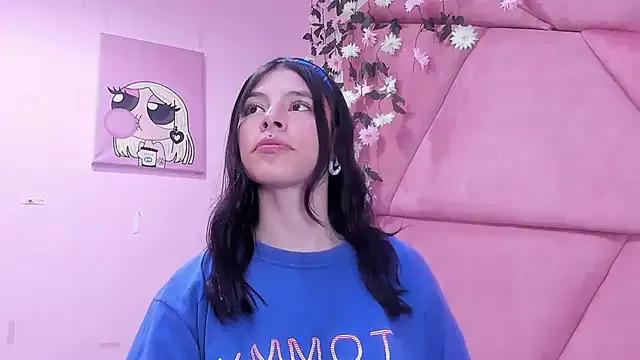 Sasha_Petitte on StripChat 