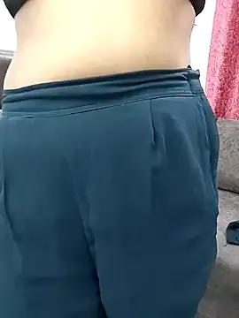 SEEMA_127 on StripChat 