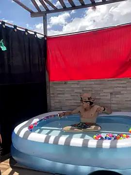 Freechat Something_pork4 on StripChat