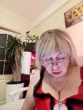 SusieNoreen on StripChat 