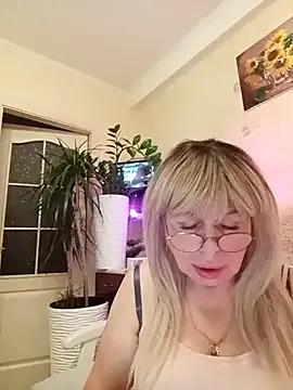 SusieNoreen on StripChat 