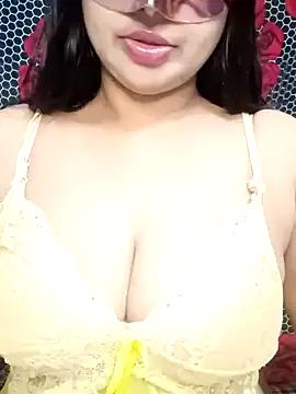 Sweety4u97 — Freechat on StripChat