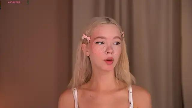 TastyTiffy on StripChat